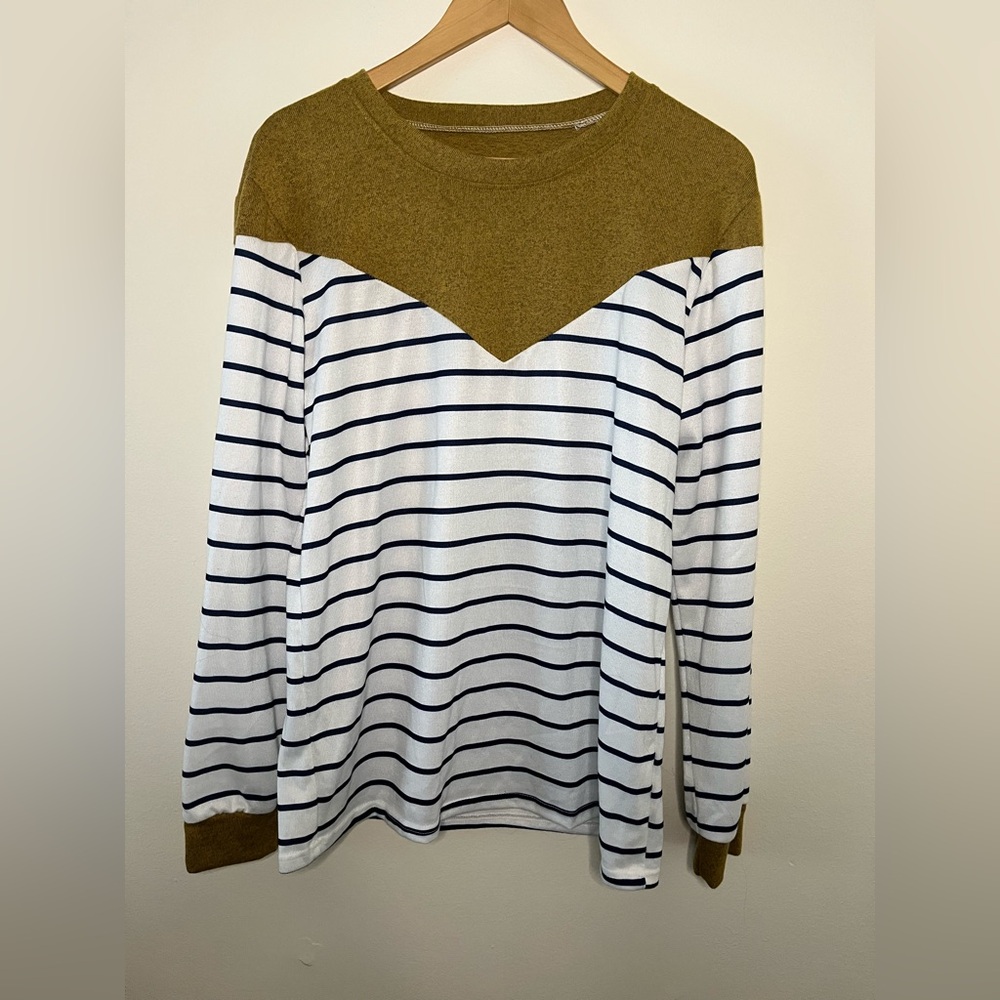 Unbranded Women’s Long Sleeve Striped Top